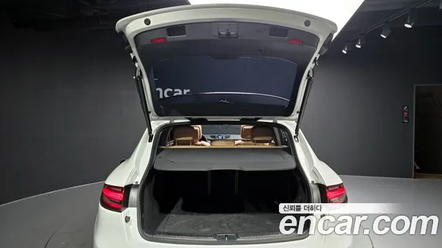Porsche Macan 2022