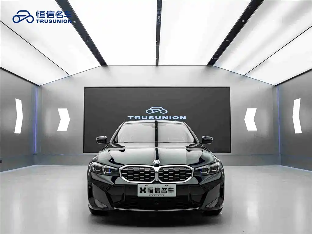 BMW 3 серии 2024