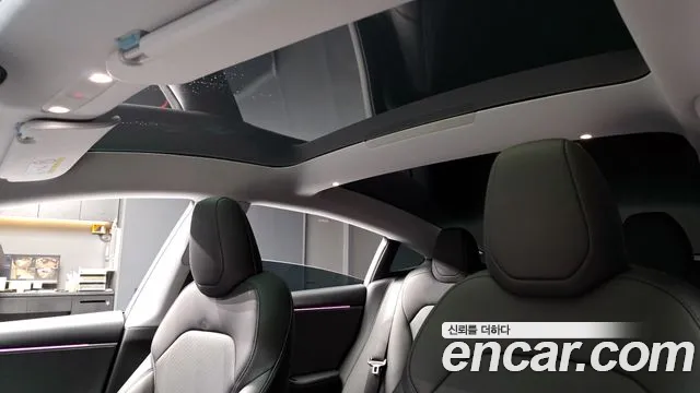 Tesla Model 3 2025