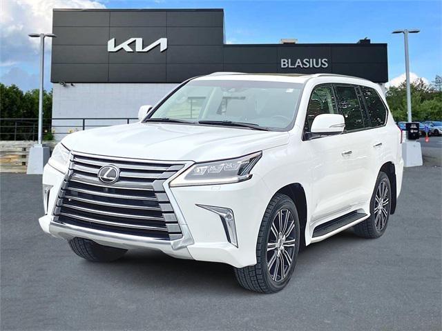 Lexus LX 2021