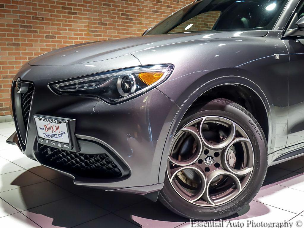 Alfa Romeo Stelvio 2023