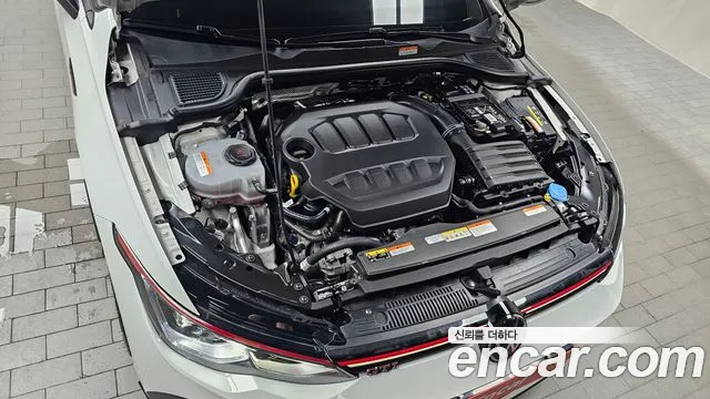 Volkswagen Golf 2024