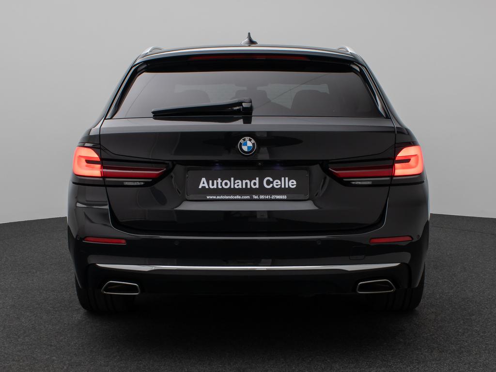 BMW 520 2023