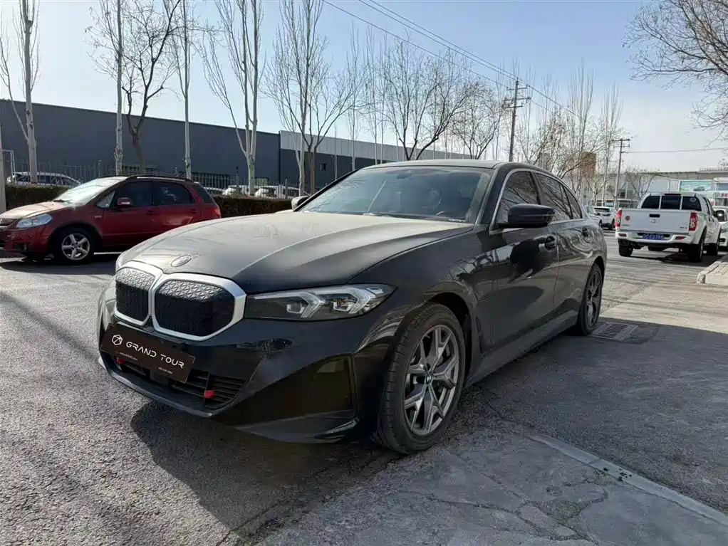 BMW i3 2025