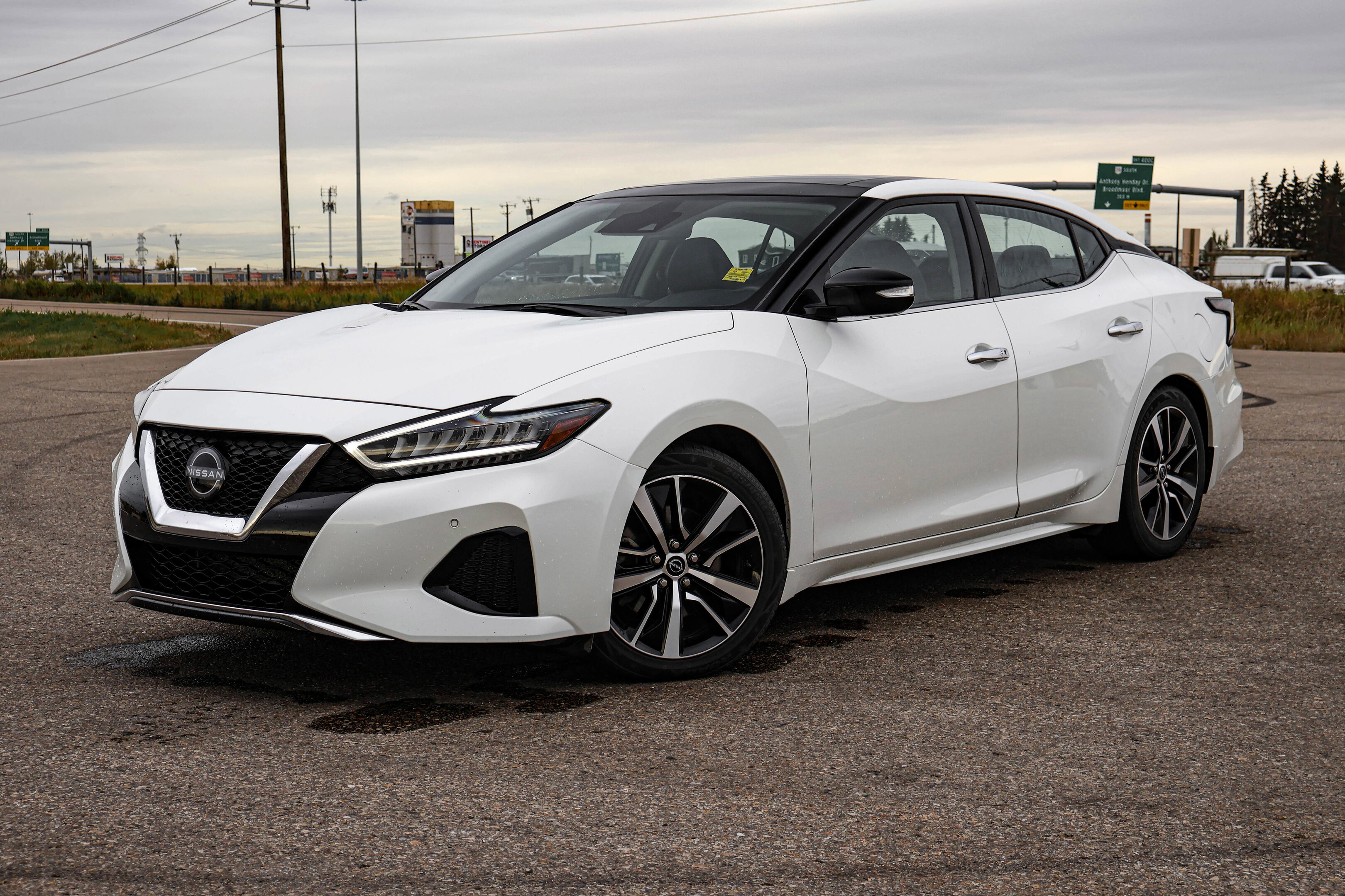 Nissan Maxima 2023