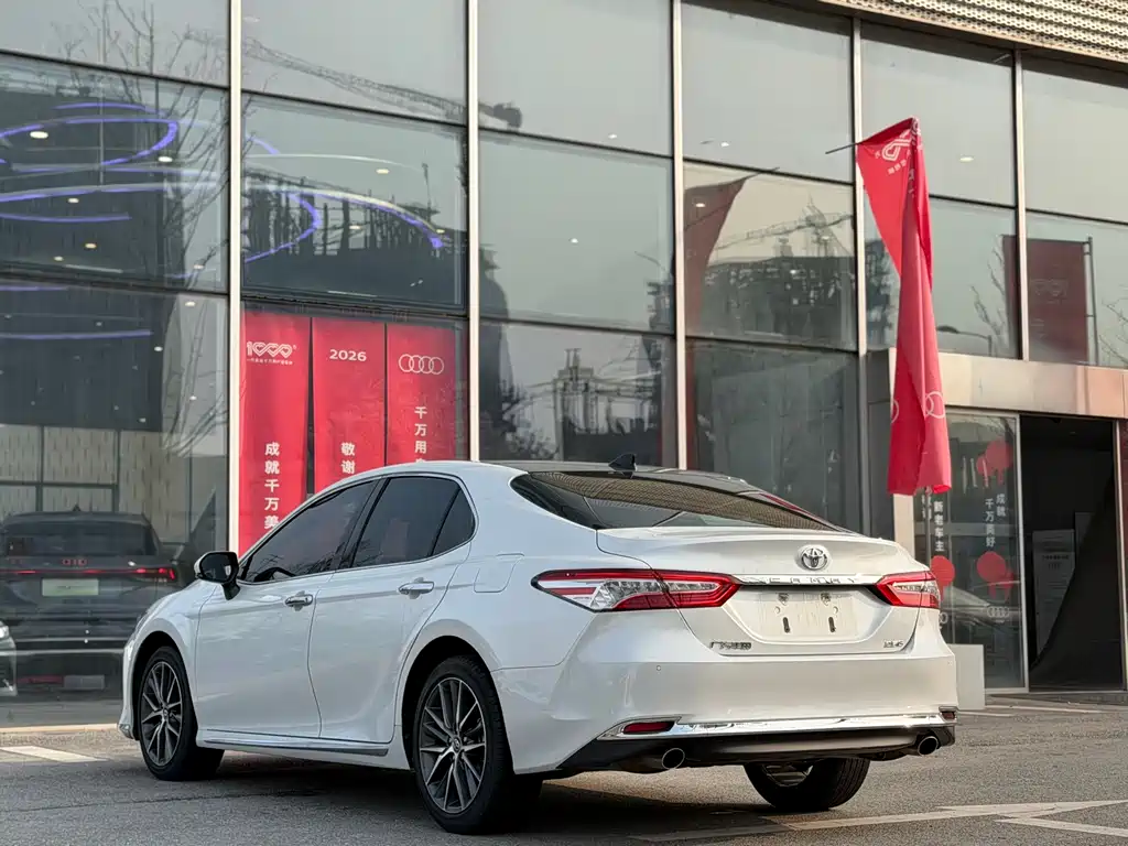 Toyota Camry 2024
