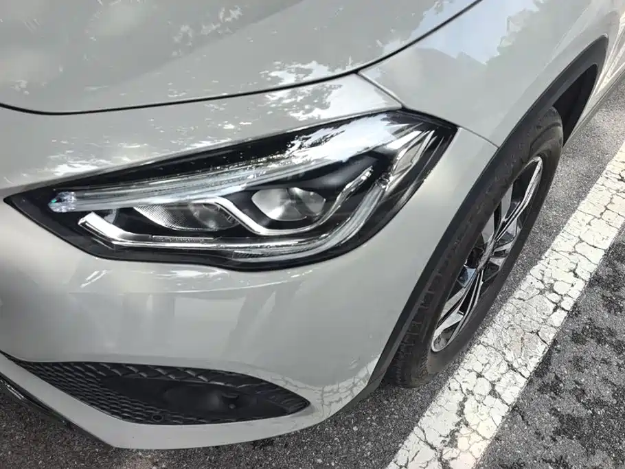 Mercedes-Benz GLA 2021