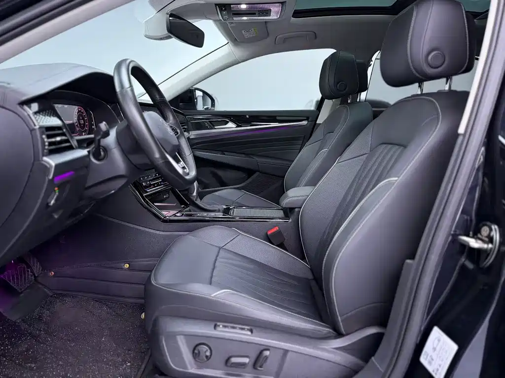 Volkswagen Passat 2023