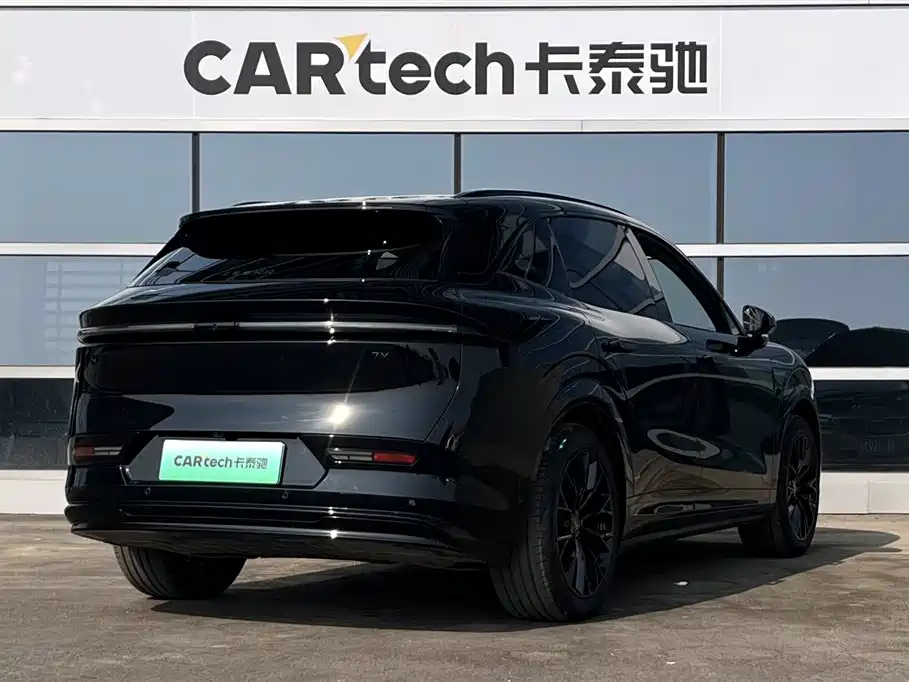 Zeekr 7X 2025