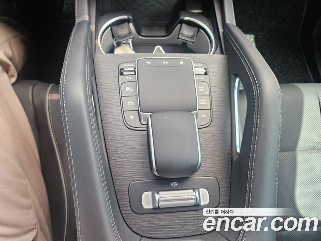 Mercedes-Benz GLS 2024