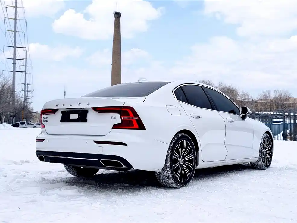 Volvo S60 2020