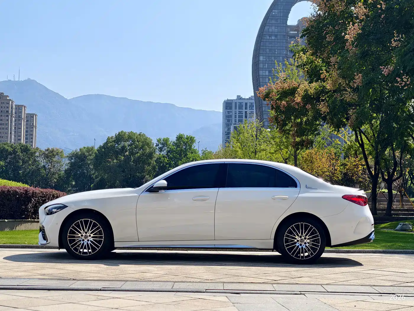 Mercedes-Benz C-Класс 2025