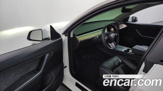 Tesla Model Y 2022