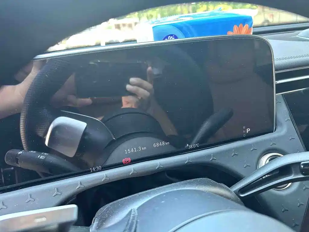 Mercedes-Benz E-Класс 2025