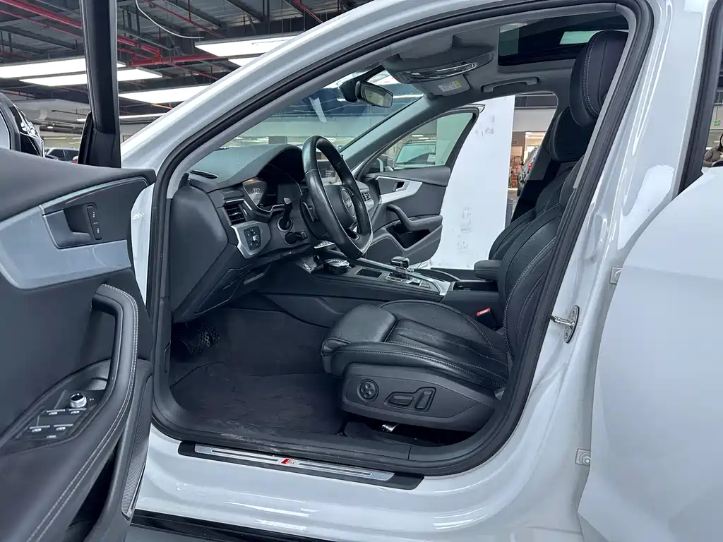 Audi A4 2021
