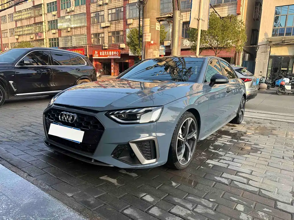 Audi A4 2022