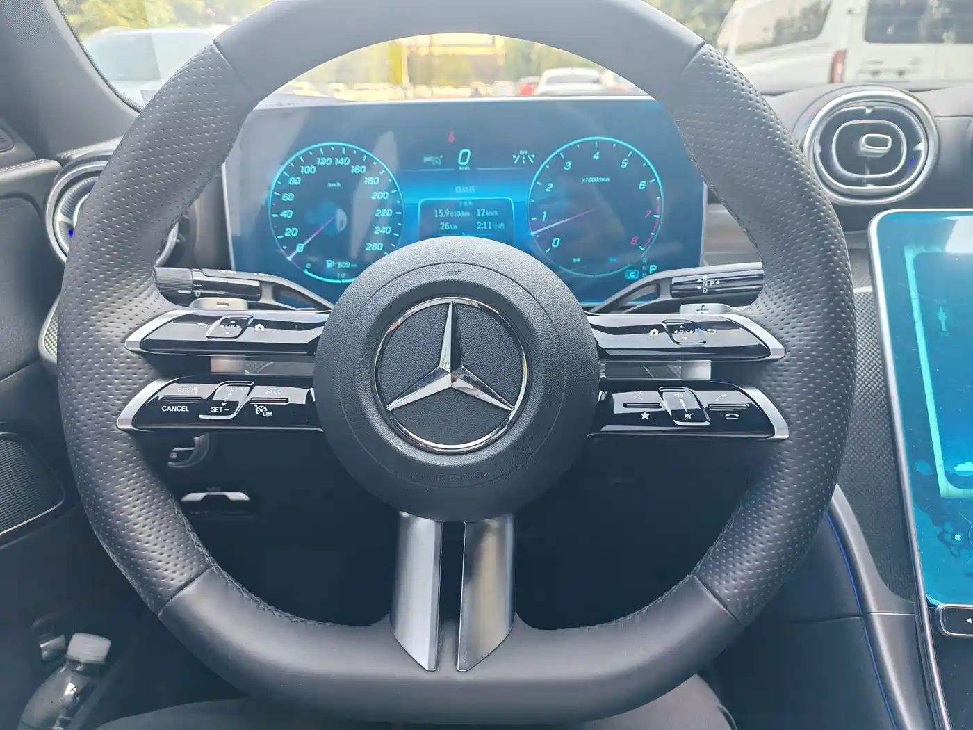 Mercedes-Benz C-Класс 2023