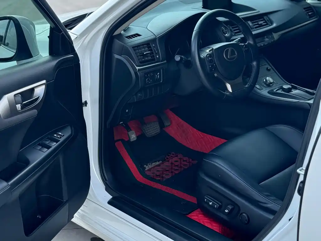 Lexus CT 2020