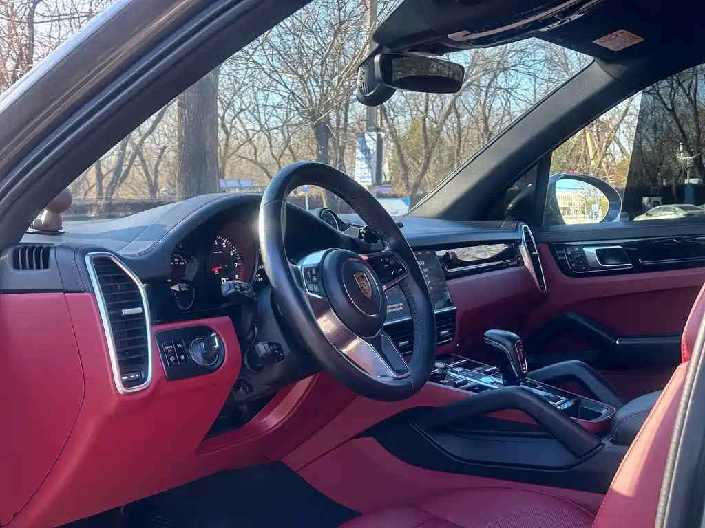 Porsche Cayenne 2020
