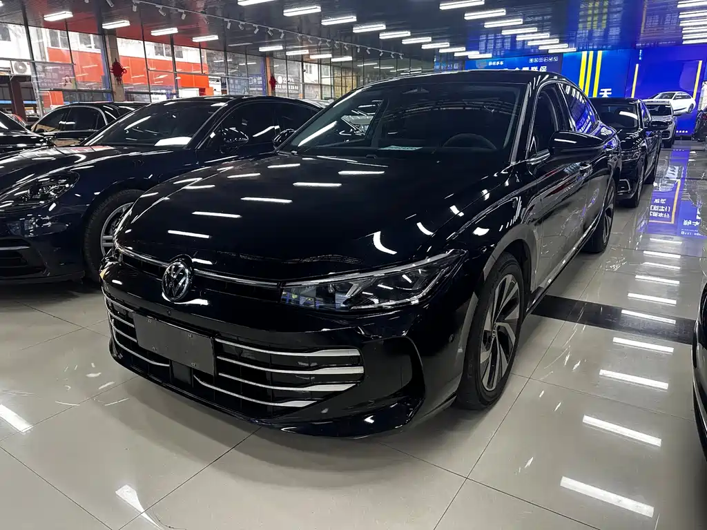 Volkswagen Passat 2024