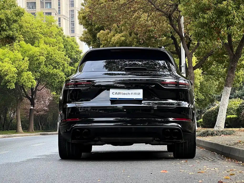 Porsche Cayenne 2023