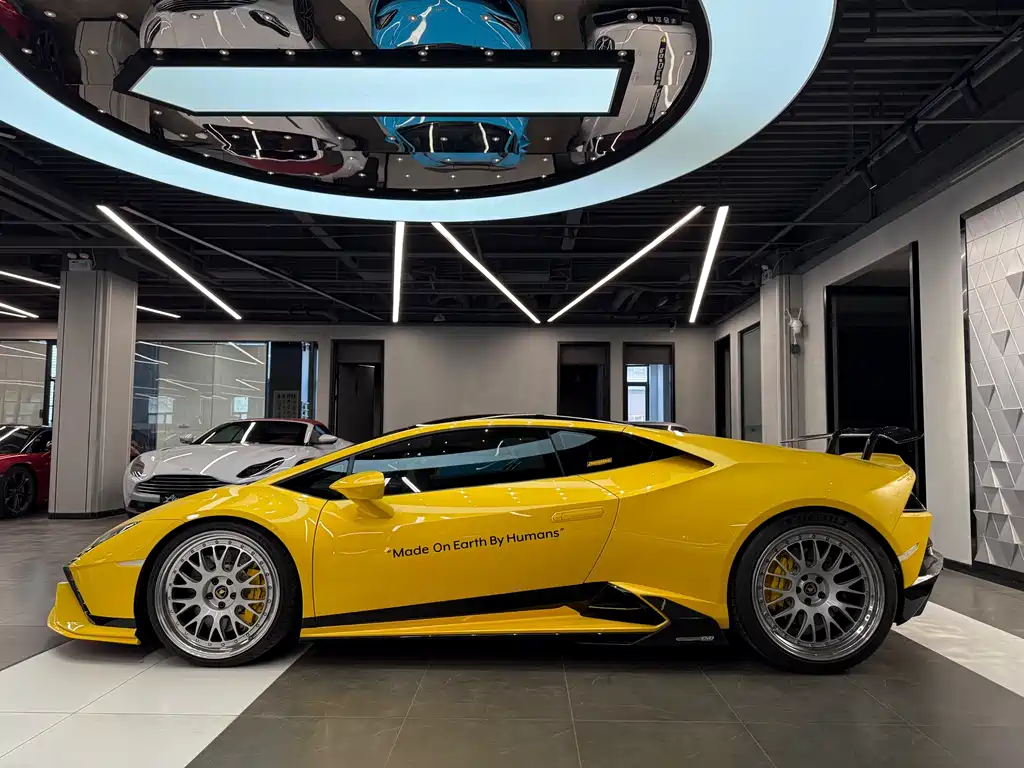 Lamborghini Huracán 2020