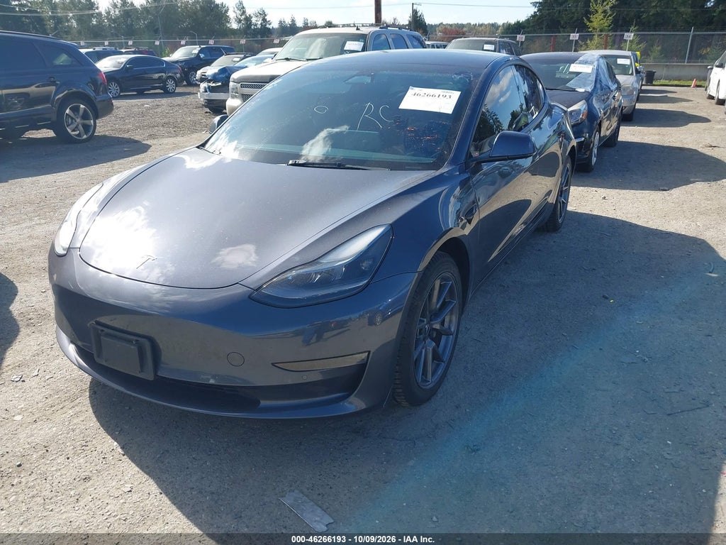 Tesla Model 3 2022