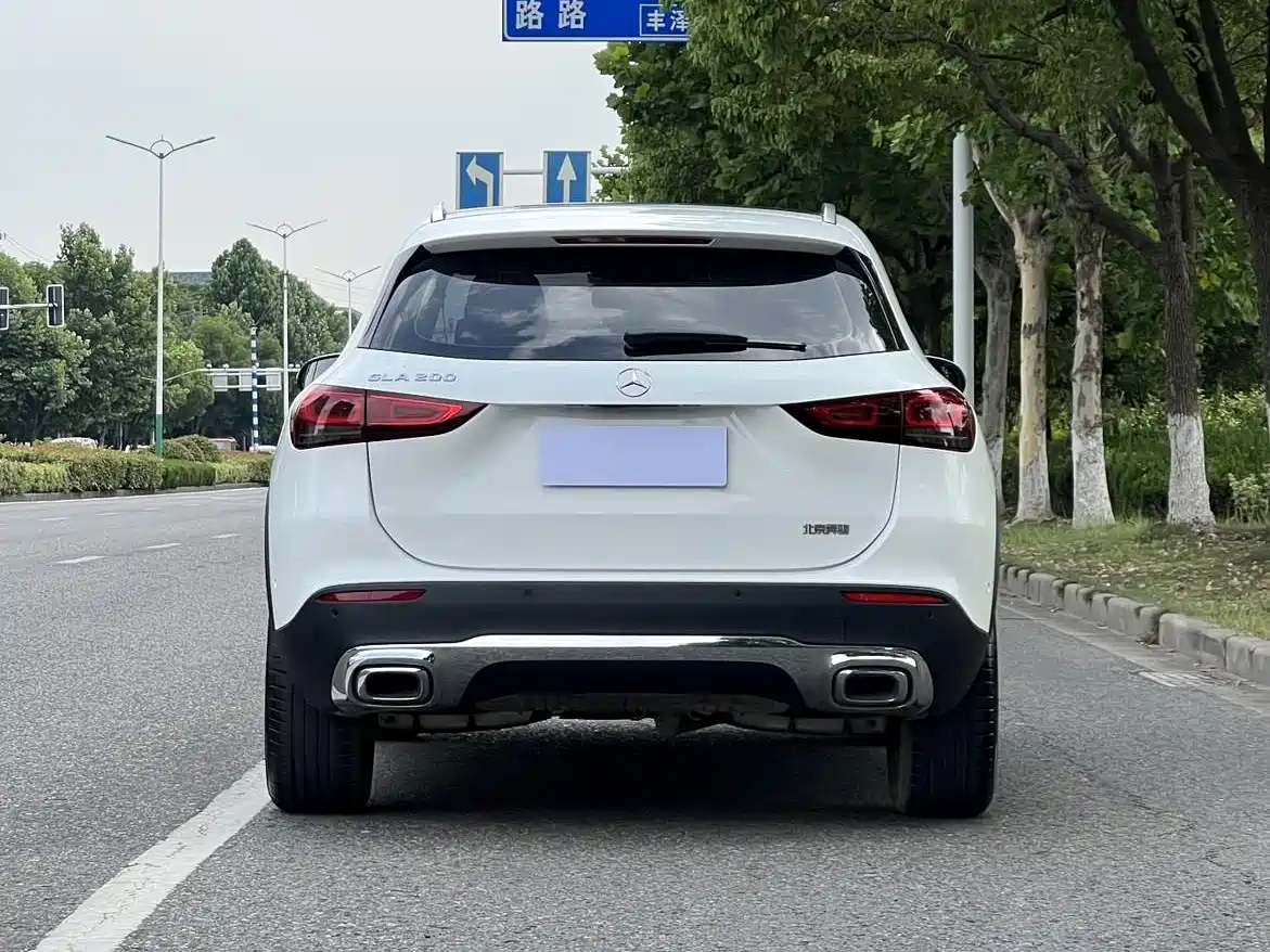 Mercedes-Benz GLA 2021