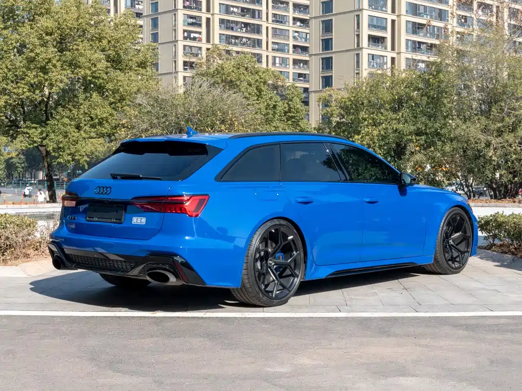 Audi RS 6 2021
