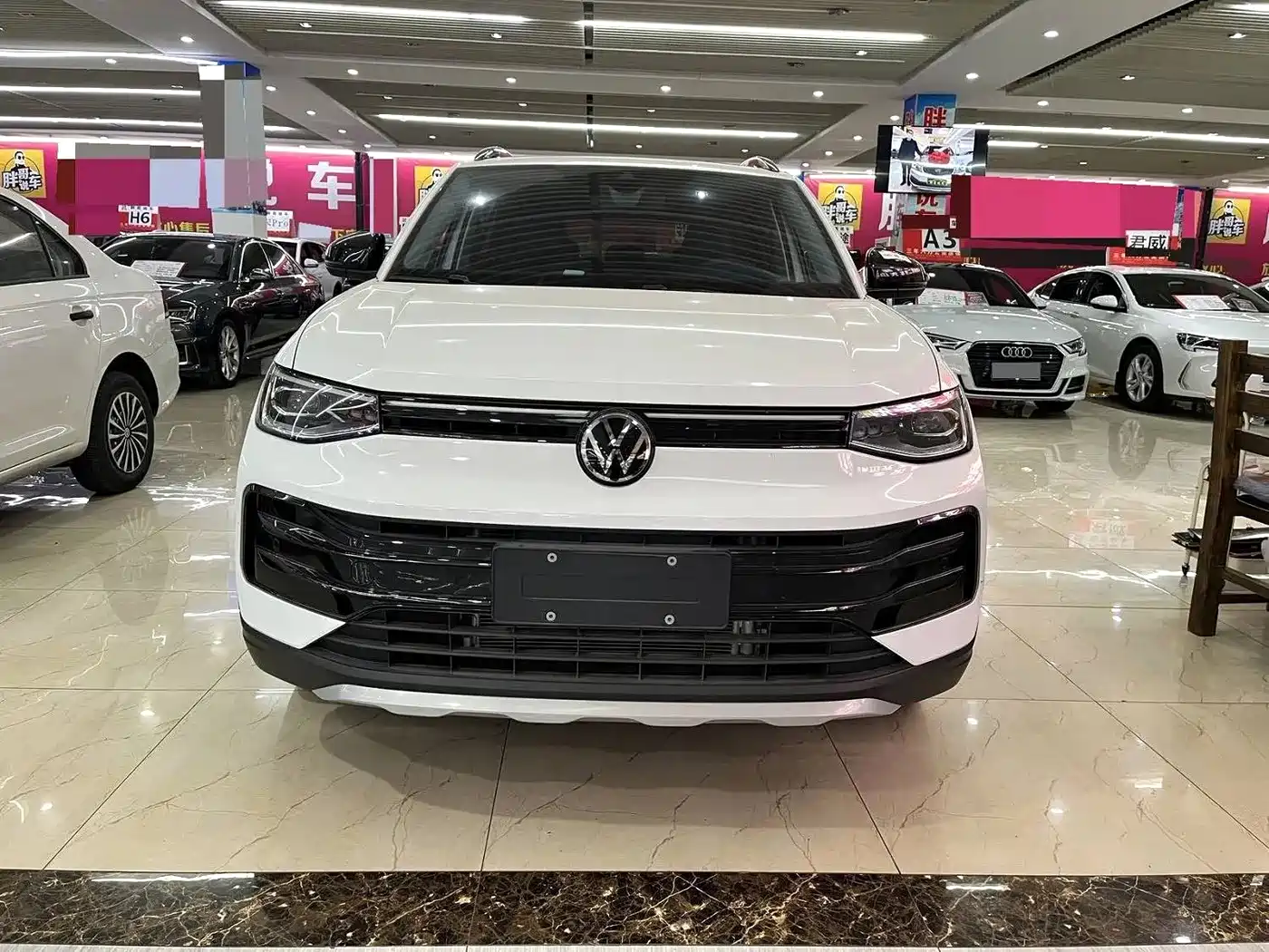 Volkswagen Tharu 2025