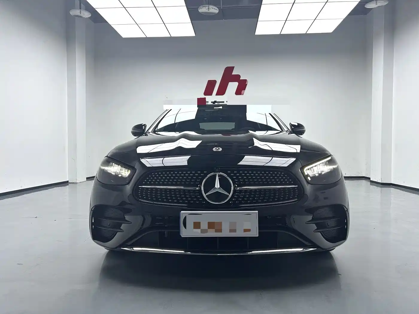 Mercedes-Benz E-Класс 2023