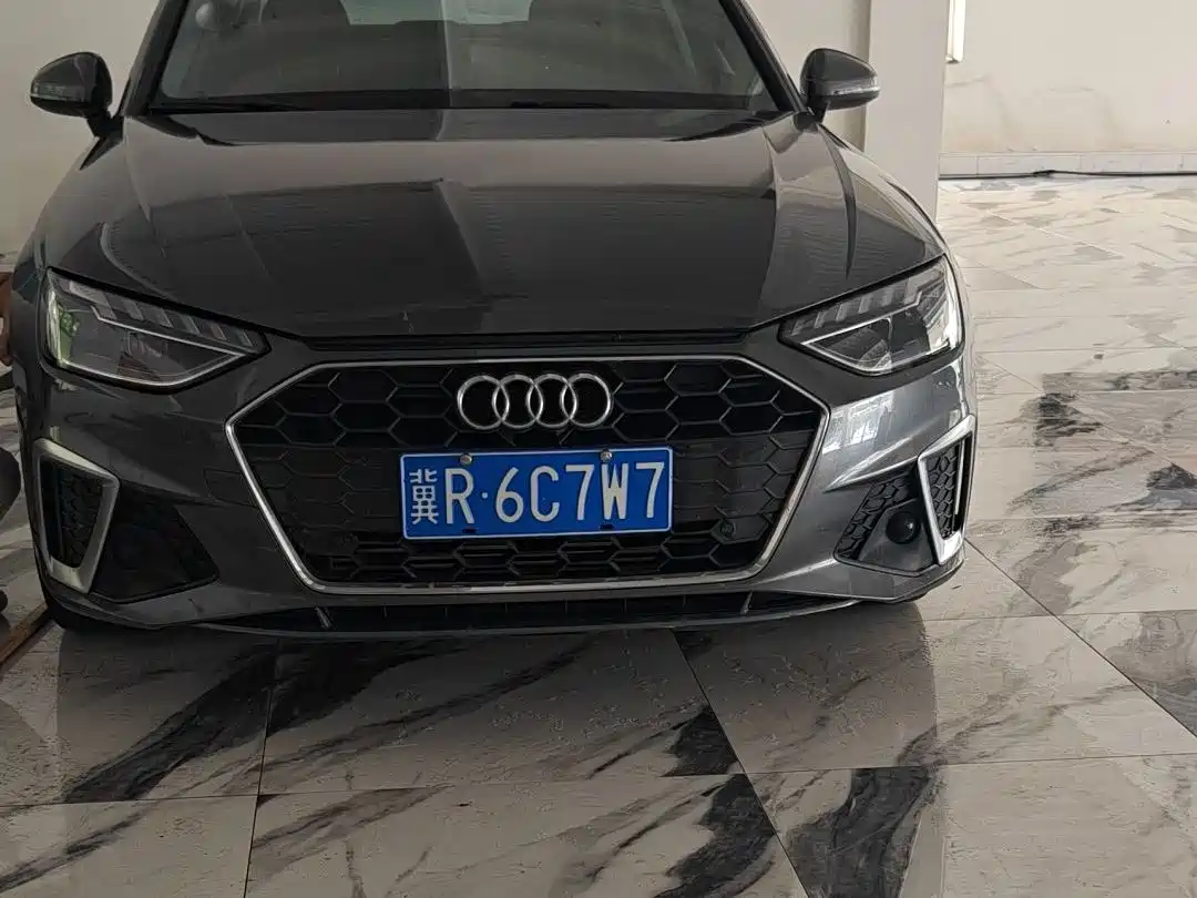 Audi A4 2024