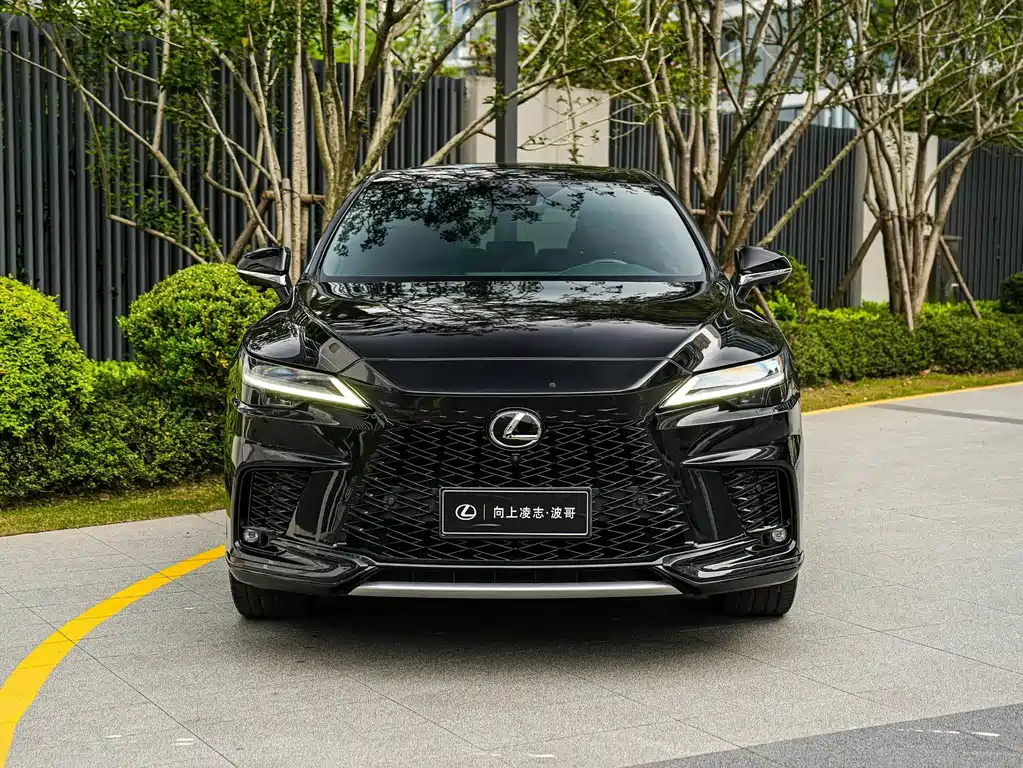 Lexus RX 2025