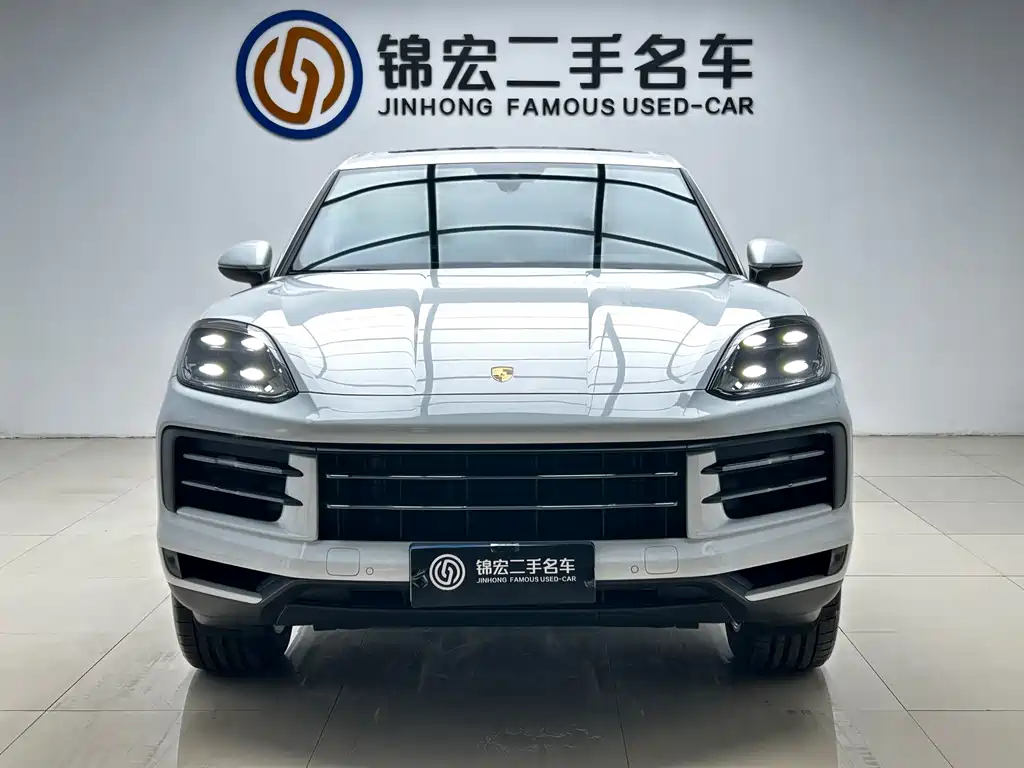 Porsche Cayenne 2025