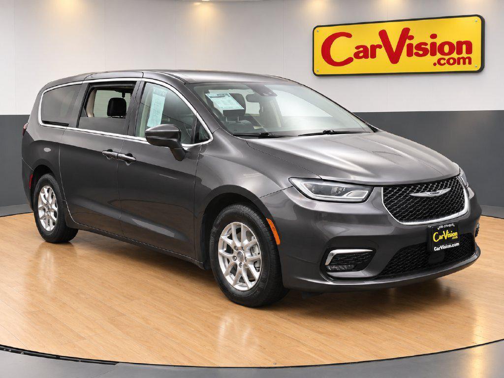 Chrysler Pacifica 2023