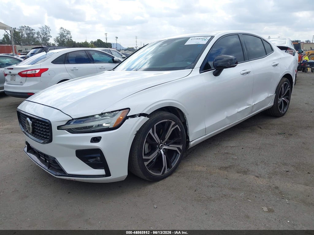 Volvo S60 2024
