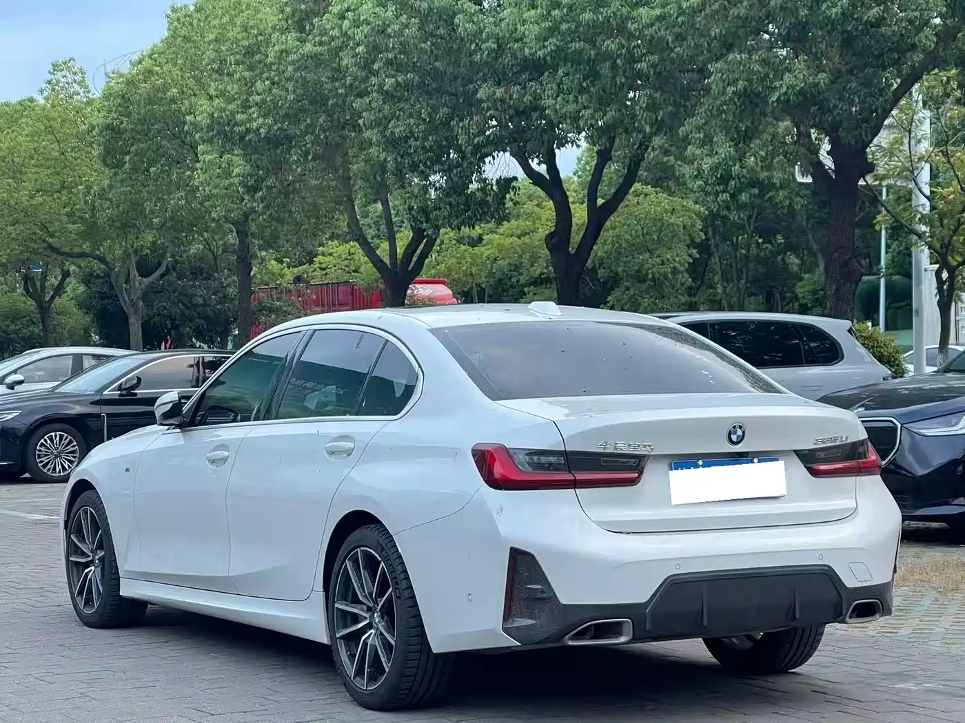BMW 3 серии 2023