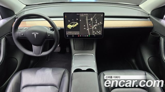 Tesla Model Y 2021