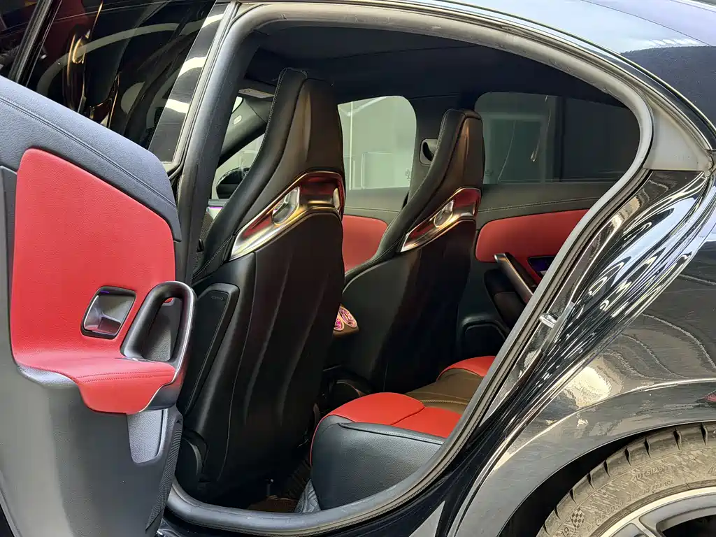 Mercedes-Benz CLA AMG 2023