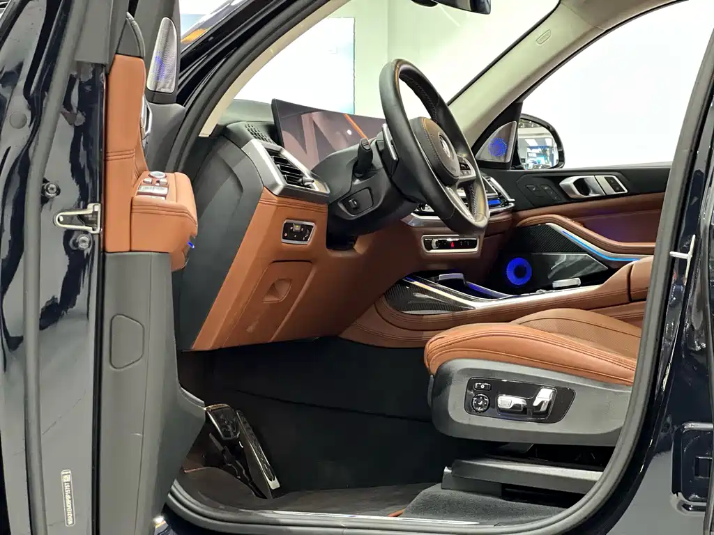 BMW X7 2024