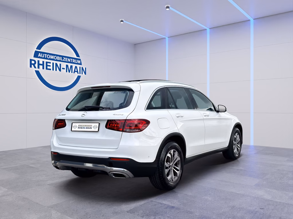 Mercedes-Benz GLC 200 2021