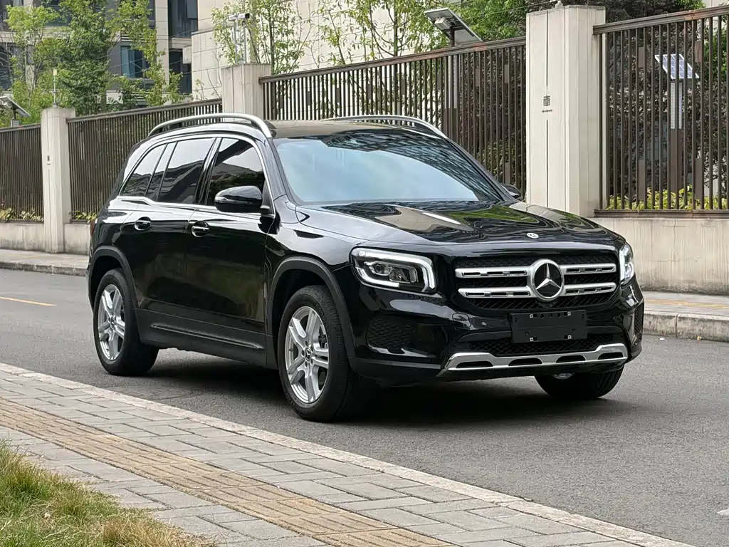 Mercedes-Benz GLB 2022