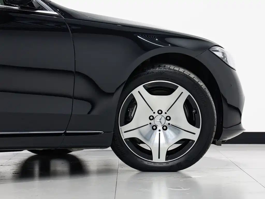 Mercedes-Benz Maybach S-Класс 2022