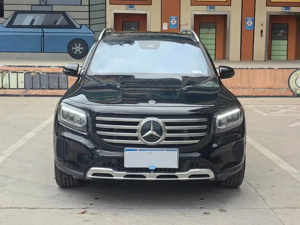 Mercedes-Benz GLB 2024