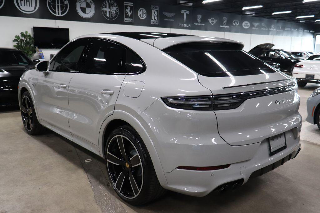 Porsche Cayenne 2023