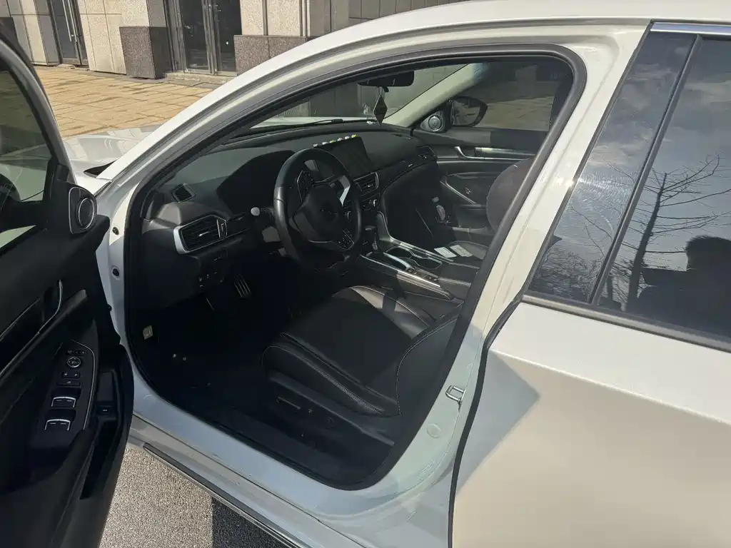 Honda Accord 2023