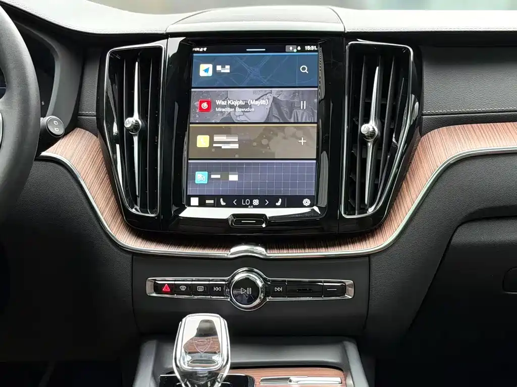 Volvo XC60 2024