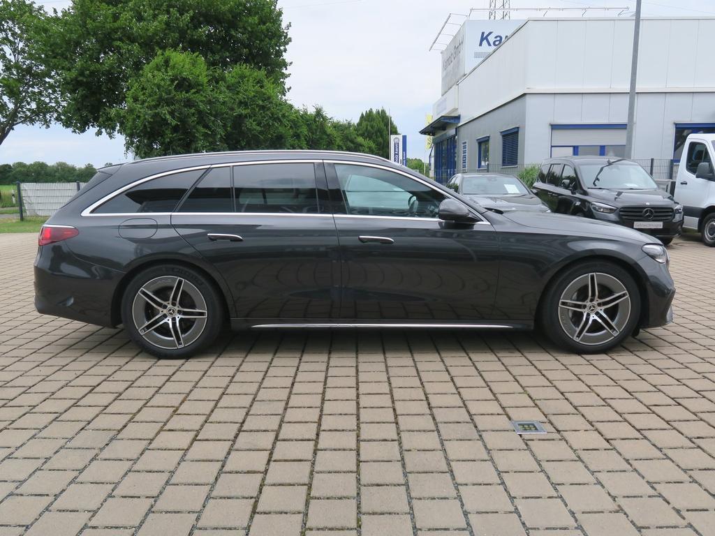 Mercedes-Benz E 220 2025