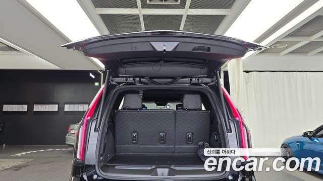 Cadillac Escalade 2024