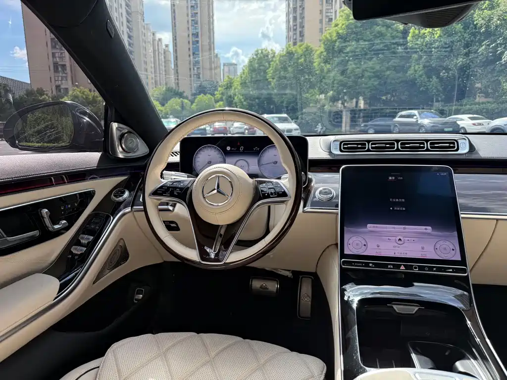 Mercedes-Benz Maybach S-Класс 2022